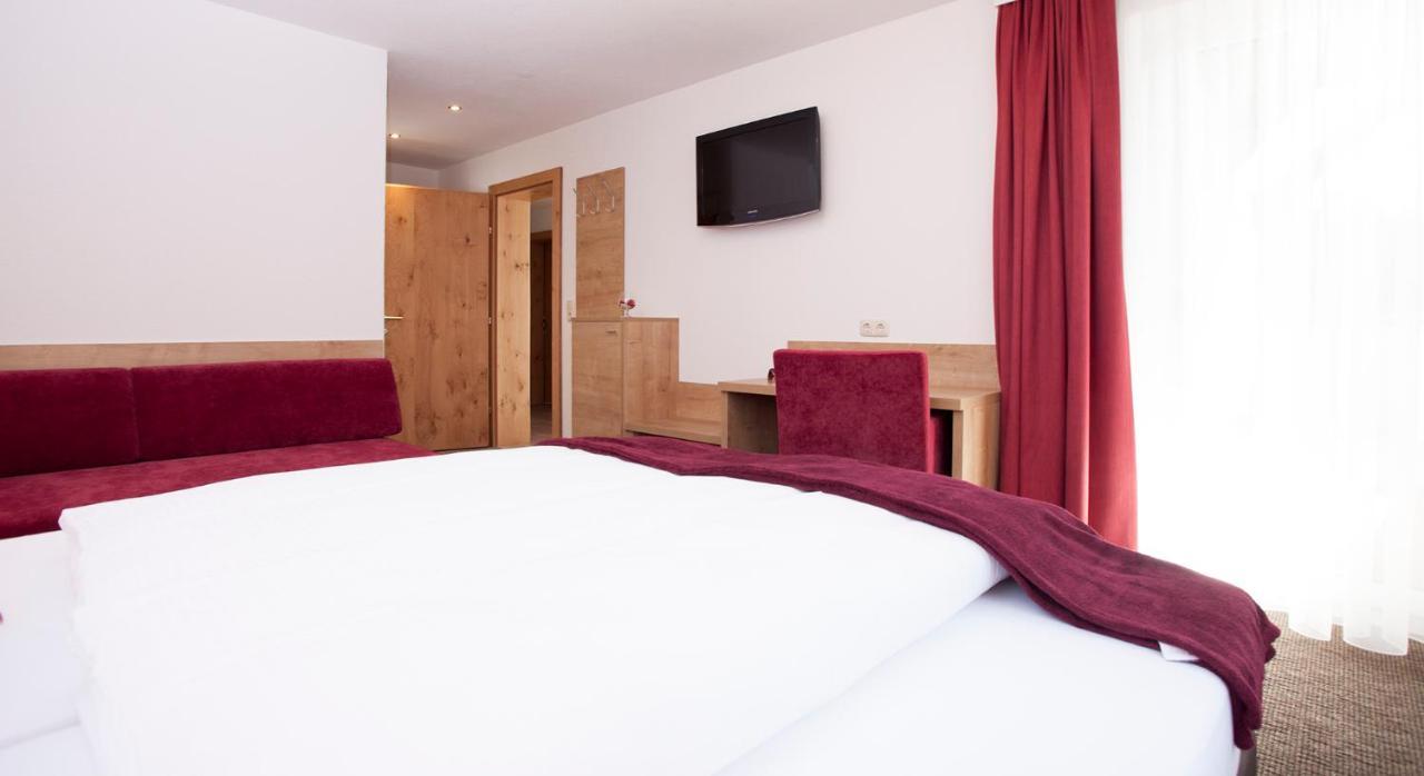 Haus Laendle Apartment Ischgl Room photo